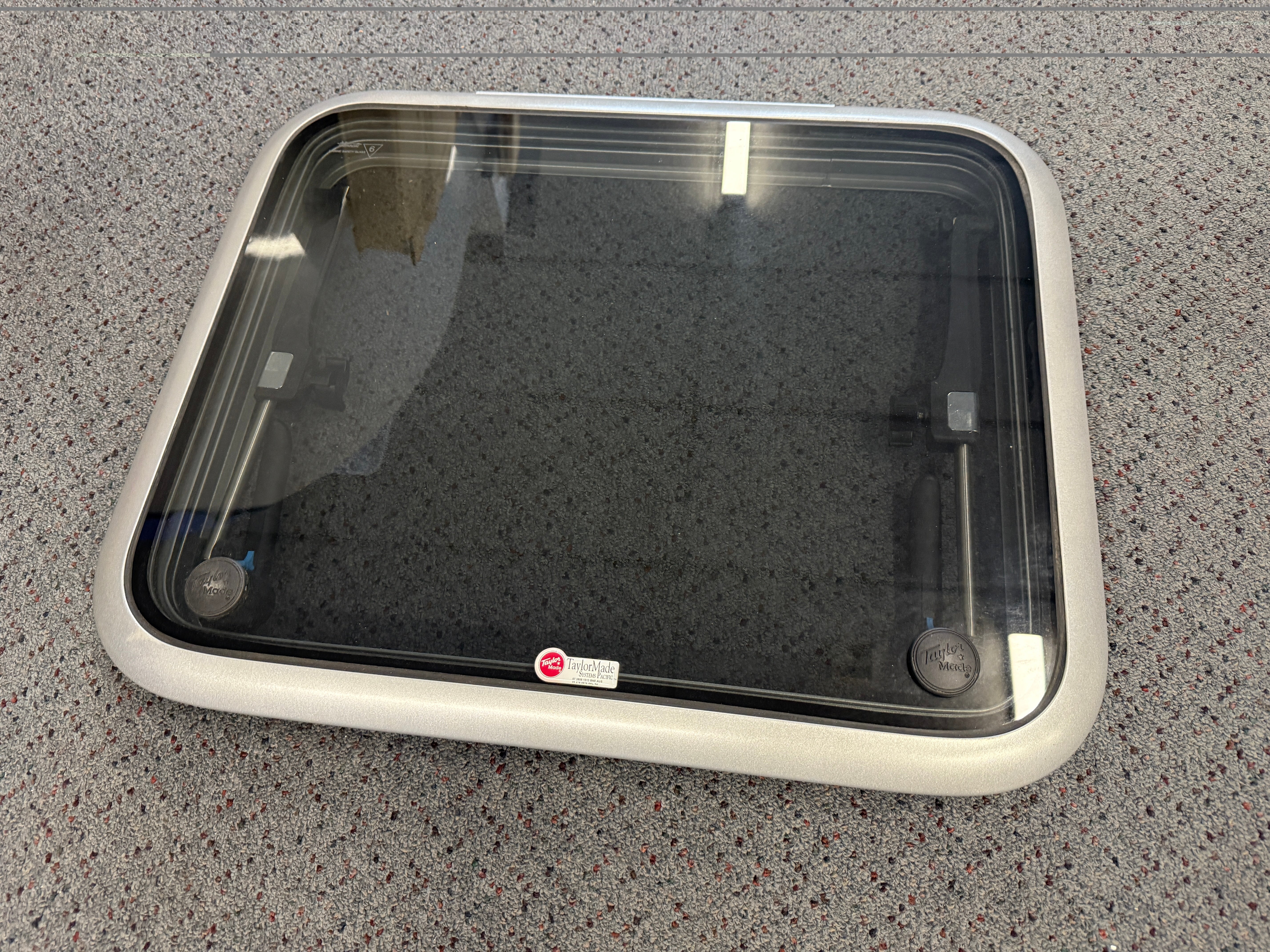 Fyran Marine Hatch 405 x 515mm Silver