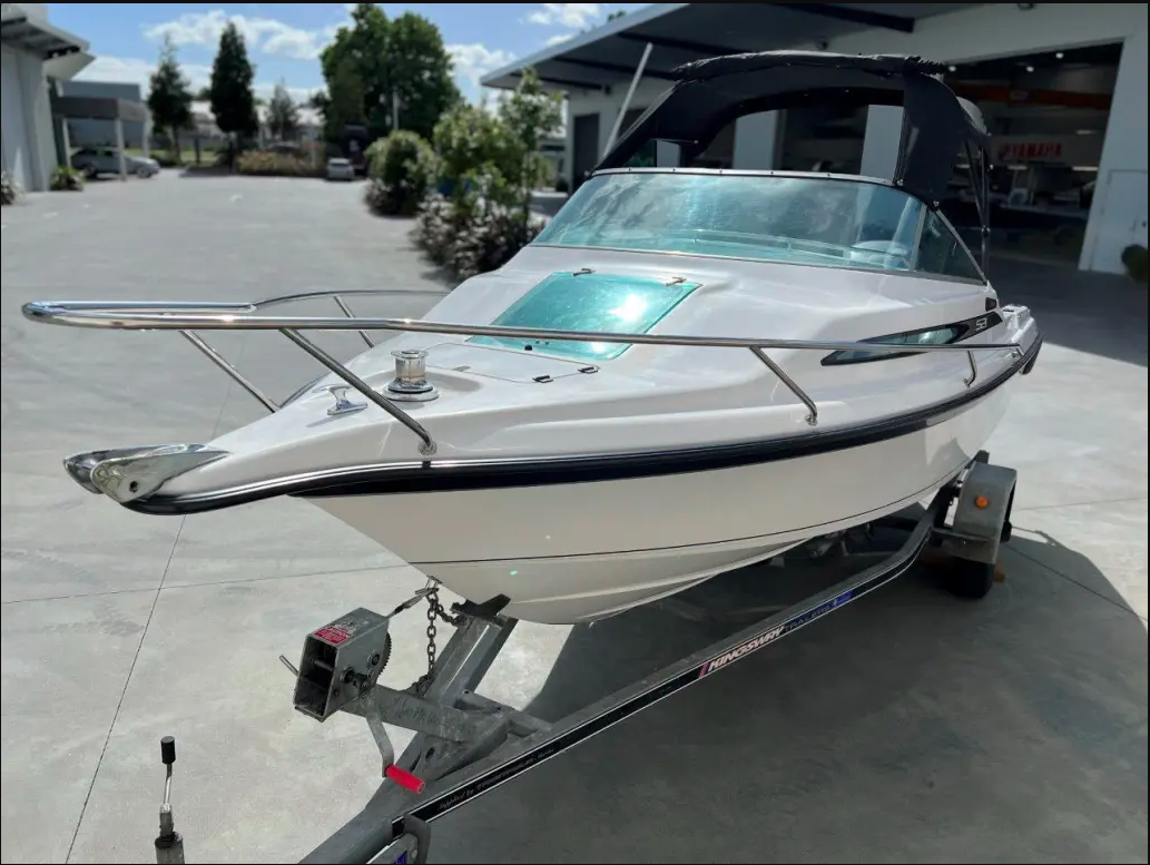 Tristram Frameless 521 Hatch