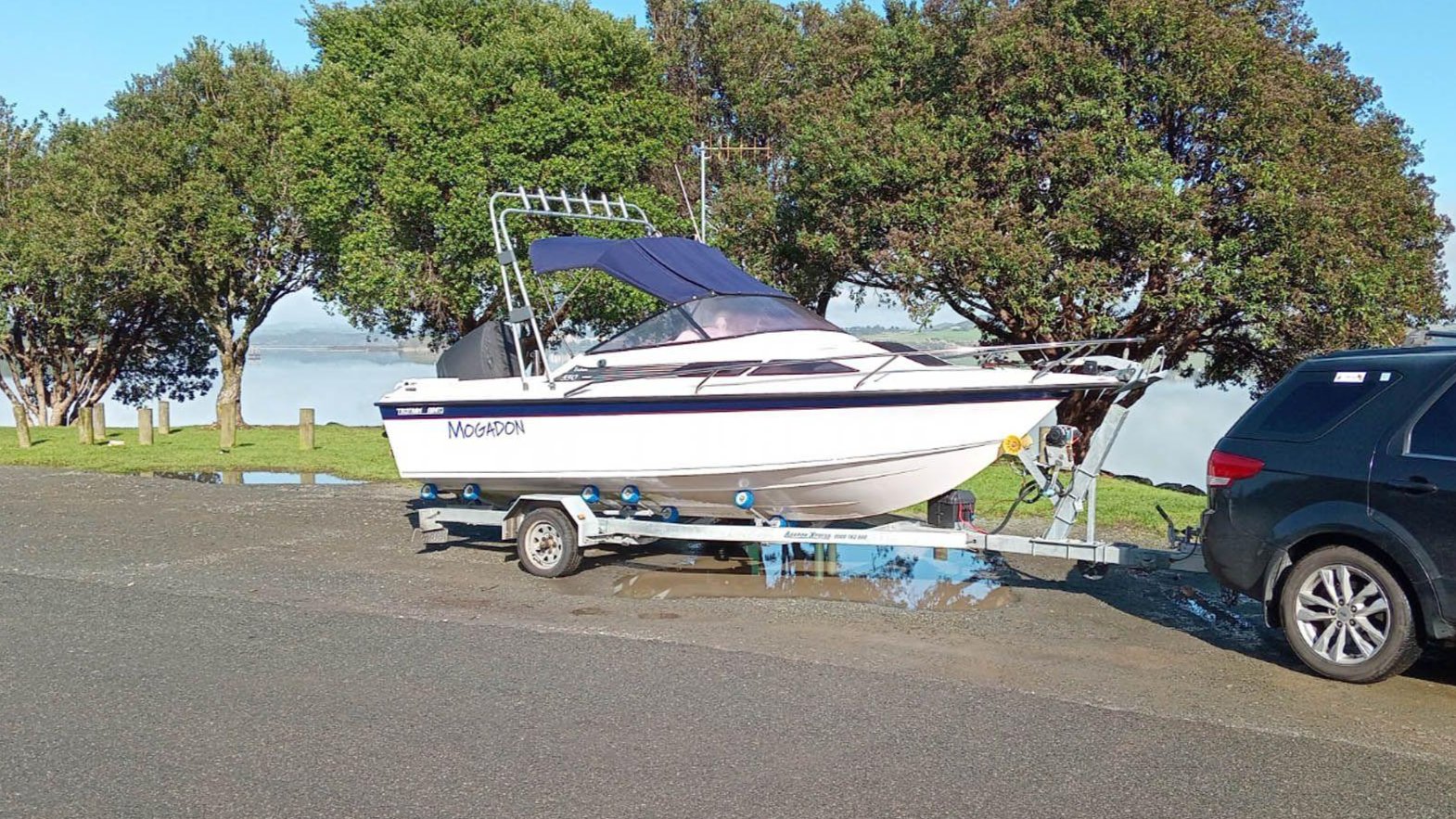 Tristram Frameless 550 Hatch