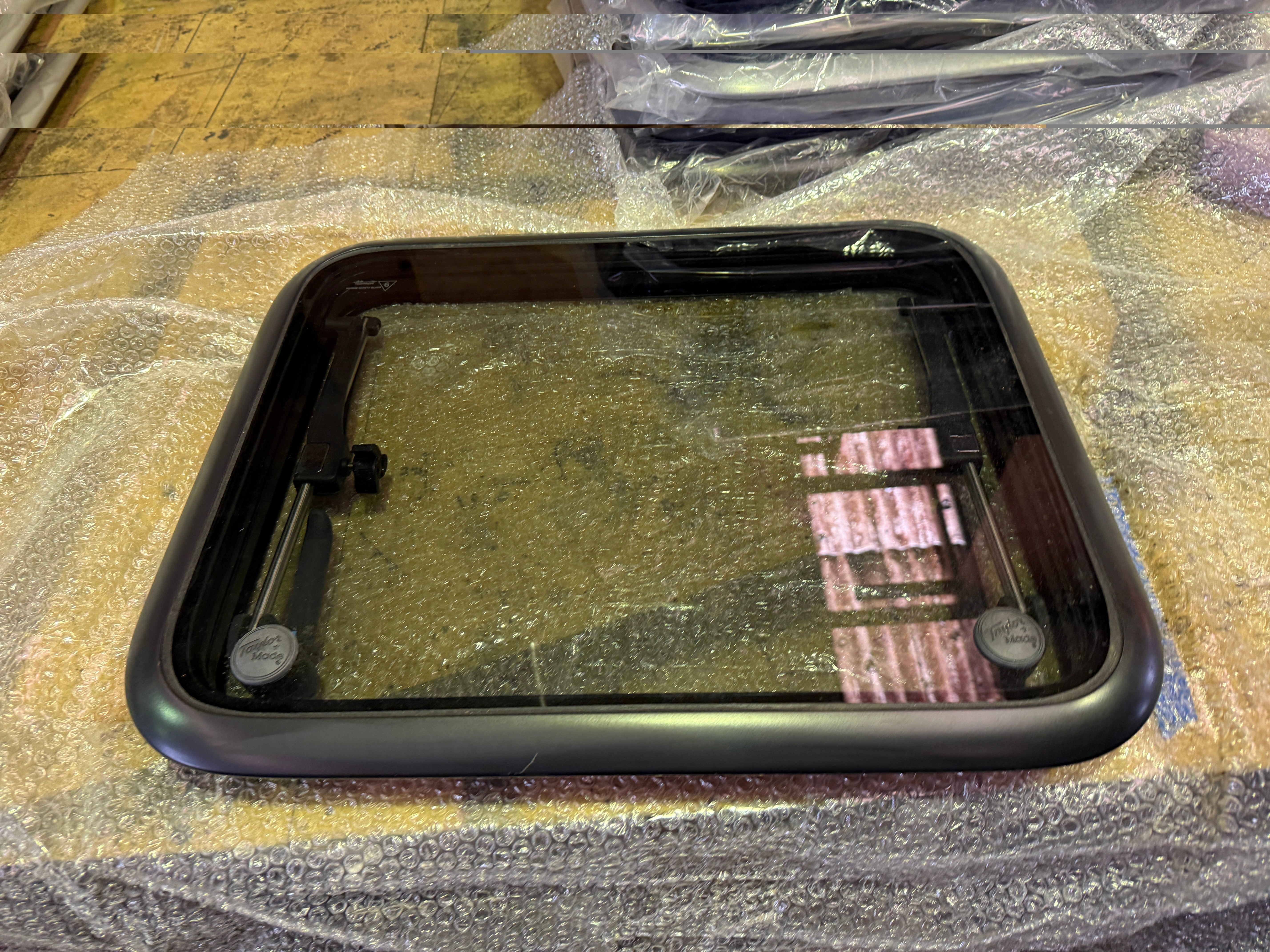 Fyran Marine Hatch 405 x 515mm